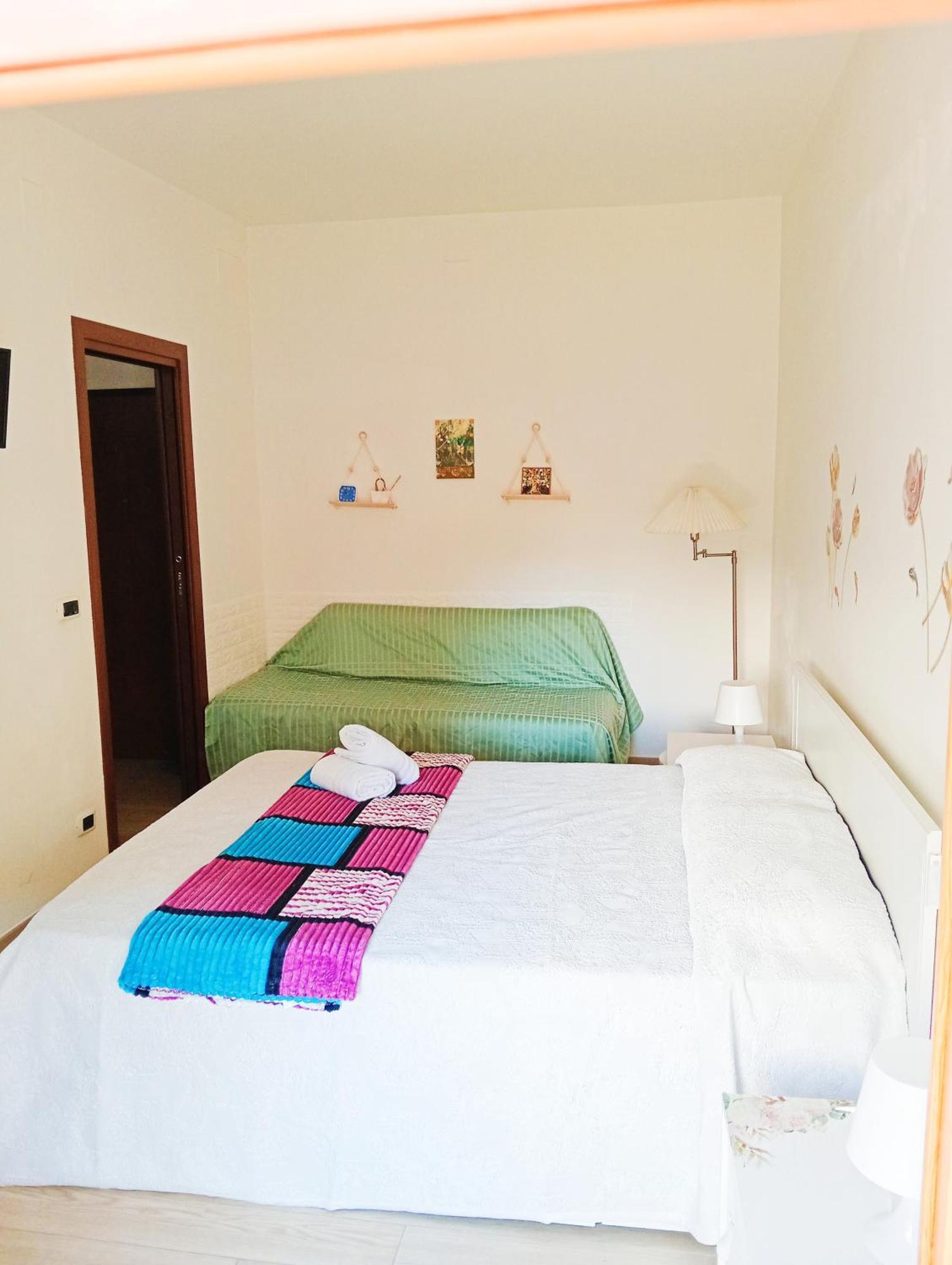 Casa Lady Casa Vacanze Trani Bagian luar foto